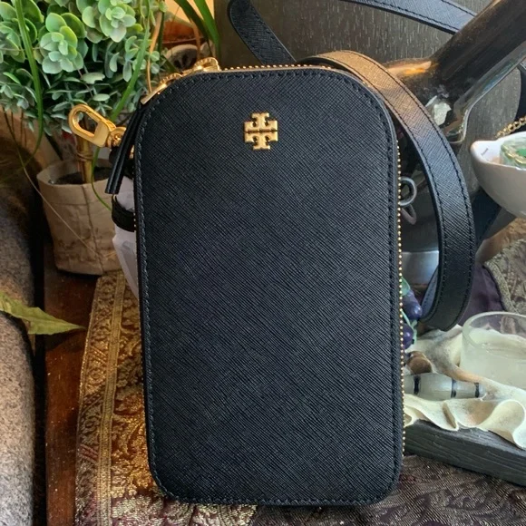 Authentic TORY BURCH leather saffiano dual zip phone cards crossbody - Picture 2 of 8